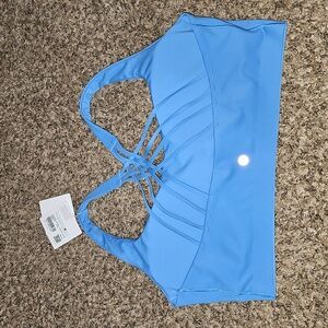 Lululemon FlexyFlex Strappy Yoga Bra in POOL blue. Sz L/Xlg D-DDD. NWTS!